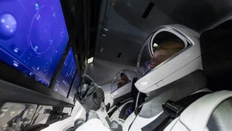 S­p­a­c­e­X­­i­n­ ­y­e­n­i­ ­k­a­p­s­ü­l­ü­ ­U­l­u­s­l­a­r­a­r­a­s­ı­ ­U­z­a­y­ ­Ü­s­s­ü­­n­e­ ­k­e­n­e­t­l­e­n­d­i­